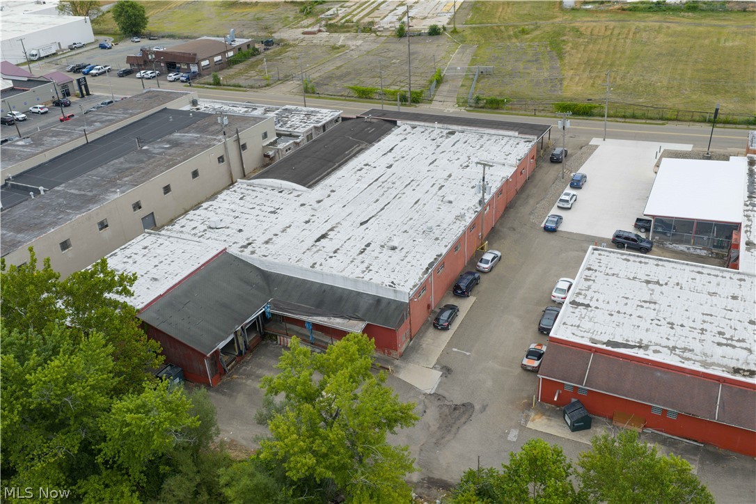 165 W Broadway Street Property Photo 6