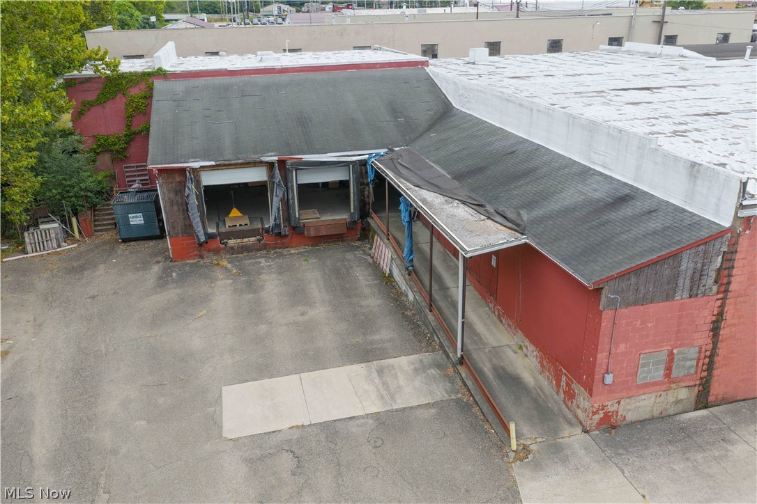165 W Broadway Street Property Photo 7