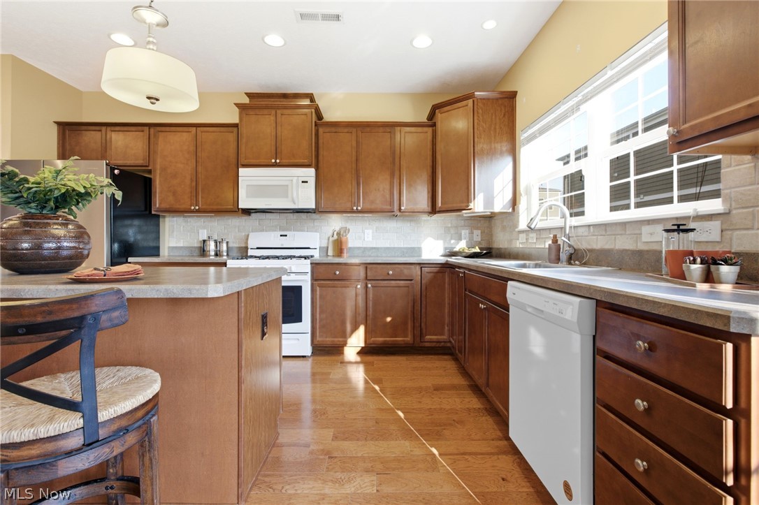38083 Euclid Avenue Property Photo 9