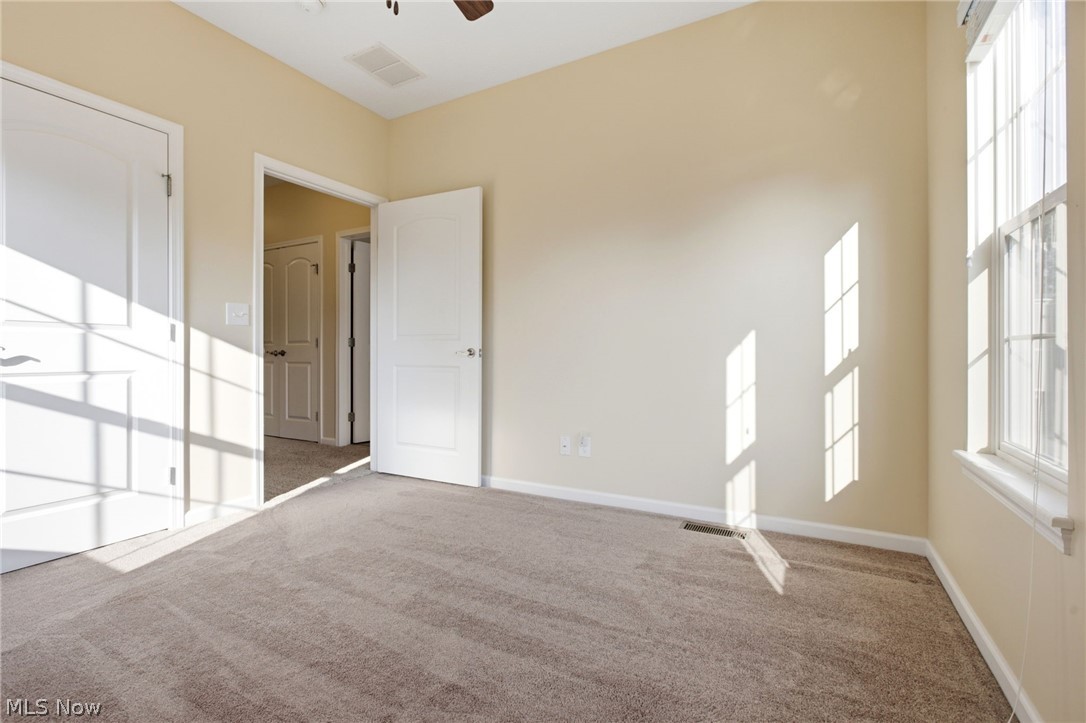 38083 Euclid Avenue Property Photo 28