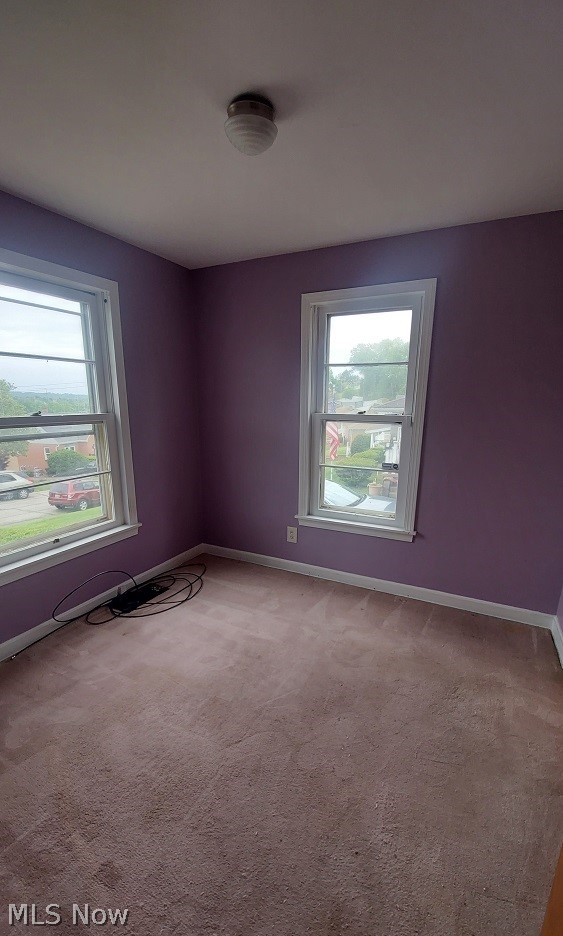 2915 Whitehaven Boulevard Property Photo 6