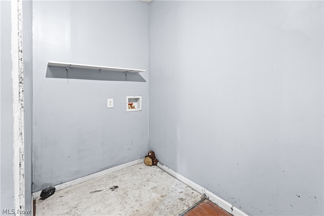 7145 Bloomfield Road Property Photo 7