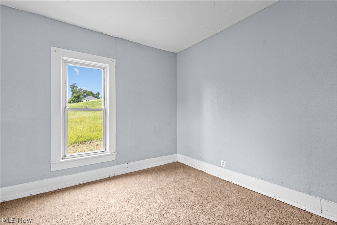 7145 Bloomfield Road Property Photo 11