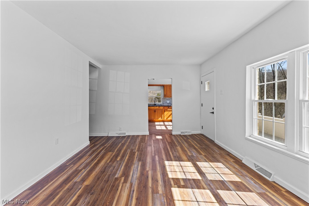 353 Weirton Avenue Property Photo 8