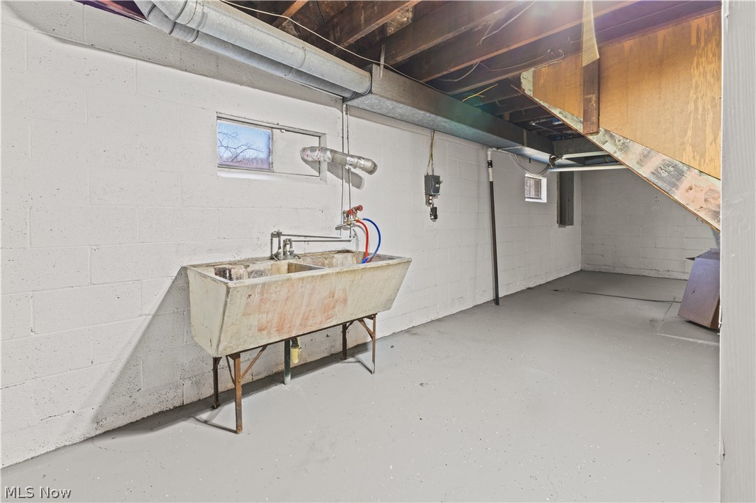 353 Weirton Avenue Property Photo 25