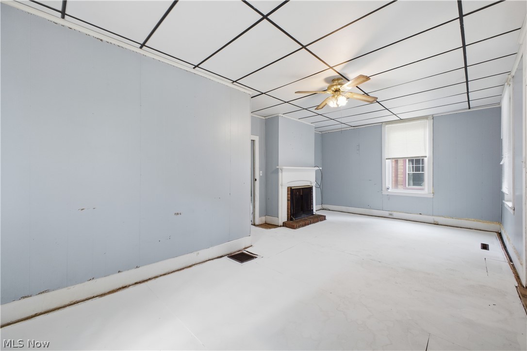 1561 E State Street Property Photo 6