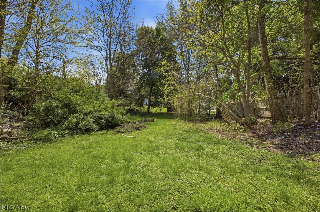 1561 E State Street Property Photo 28