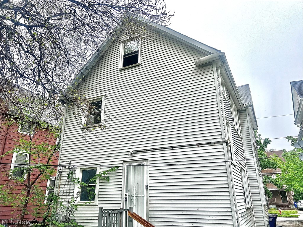 10908 Tacoma Avenue Property Photo 18