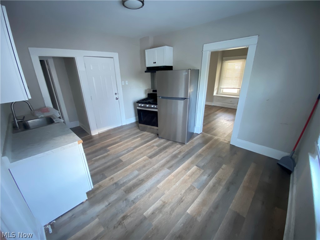 7813 Laumer Avenue Property Photo 4