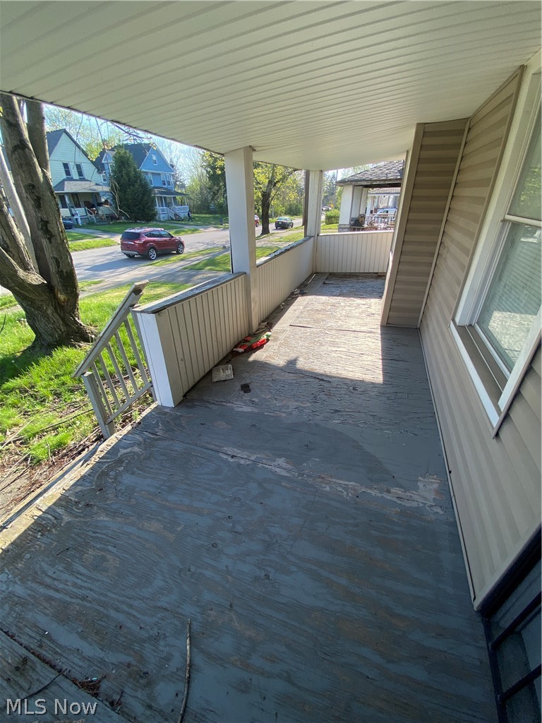 7813 Laumer Avenue Property Photo 9