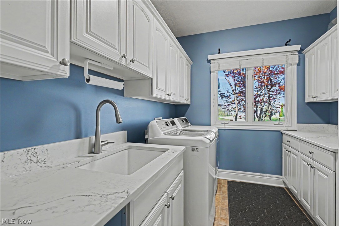 560 Club Drive Property Photo 29