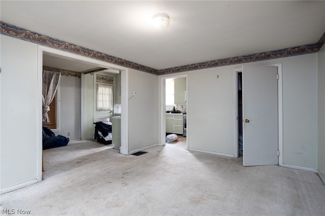15355 Old Lincoln Way Property Photo 8