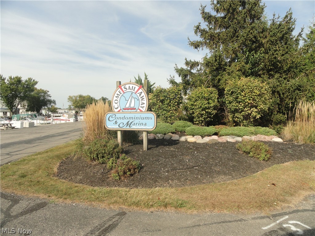N Windward Property Photo 1