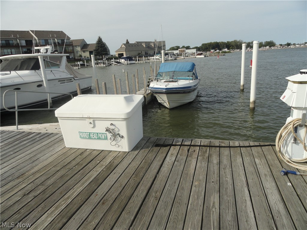 N Windward Property Photo 9