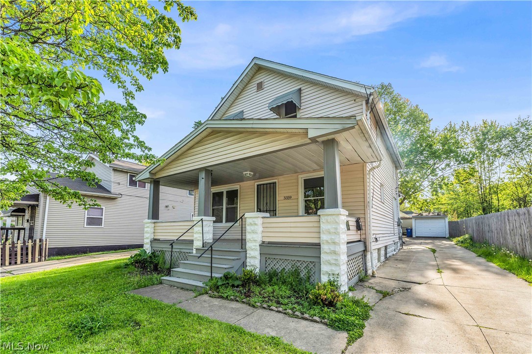 3359 E 65th Street