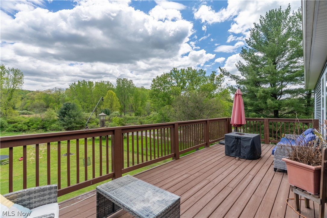 5 Choctaw Trail Property Photo 21
