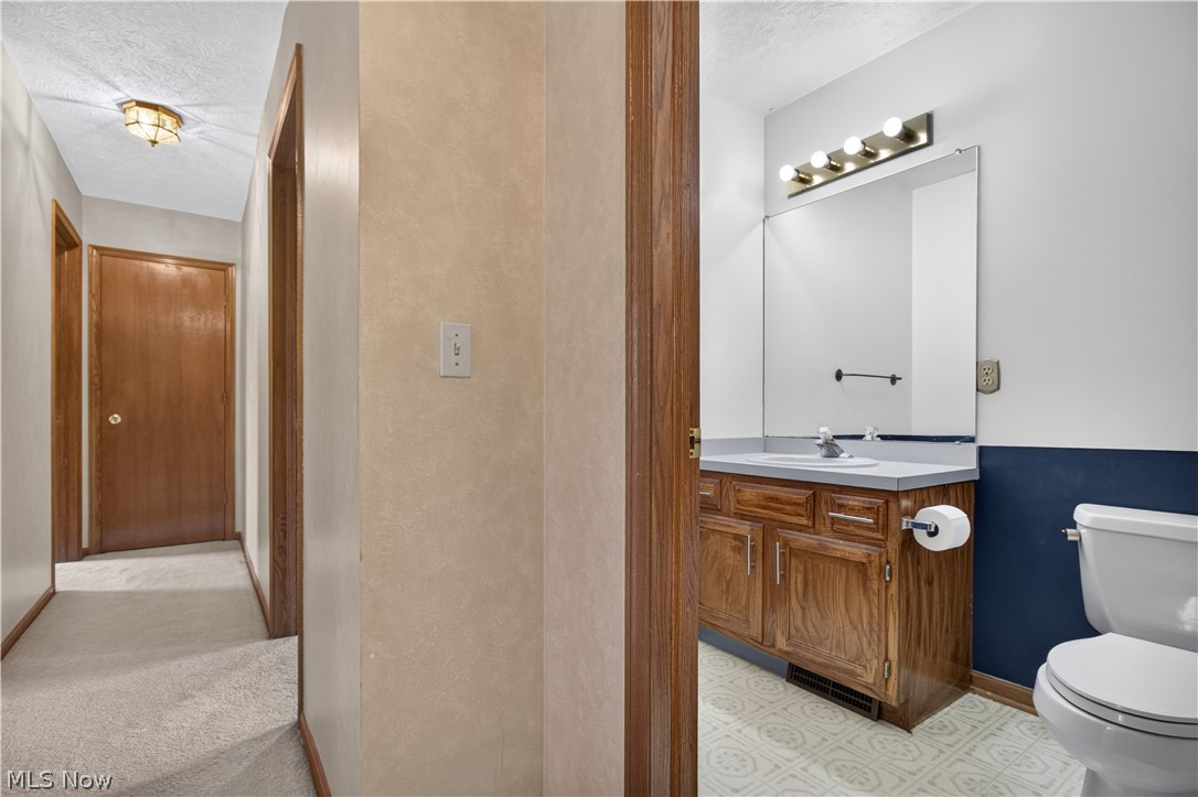 438 Hampton Drive Property Photo 26