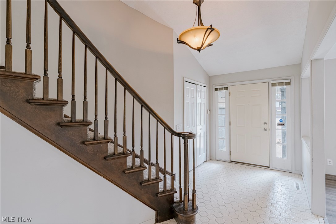 5880 Deepwood Trail Property Photo 6