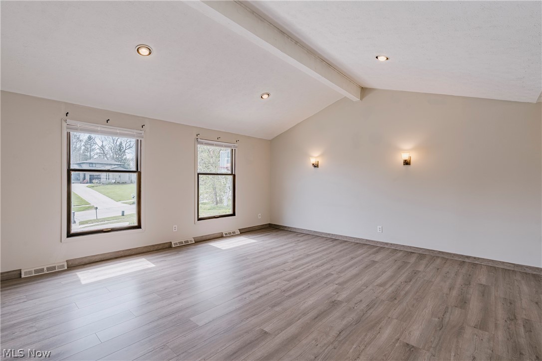 5880 Deepwood Trail Property Photo 10