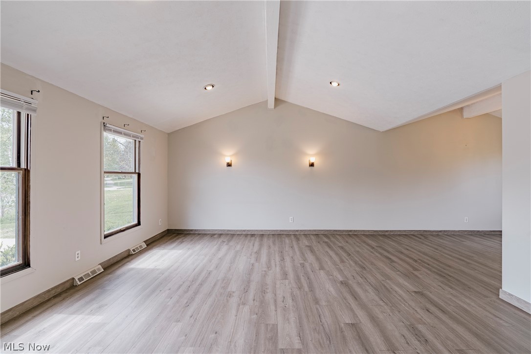 5880 Deepwood Trail Property Photo 11