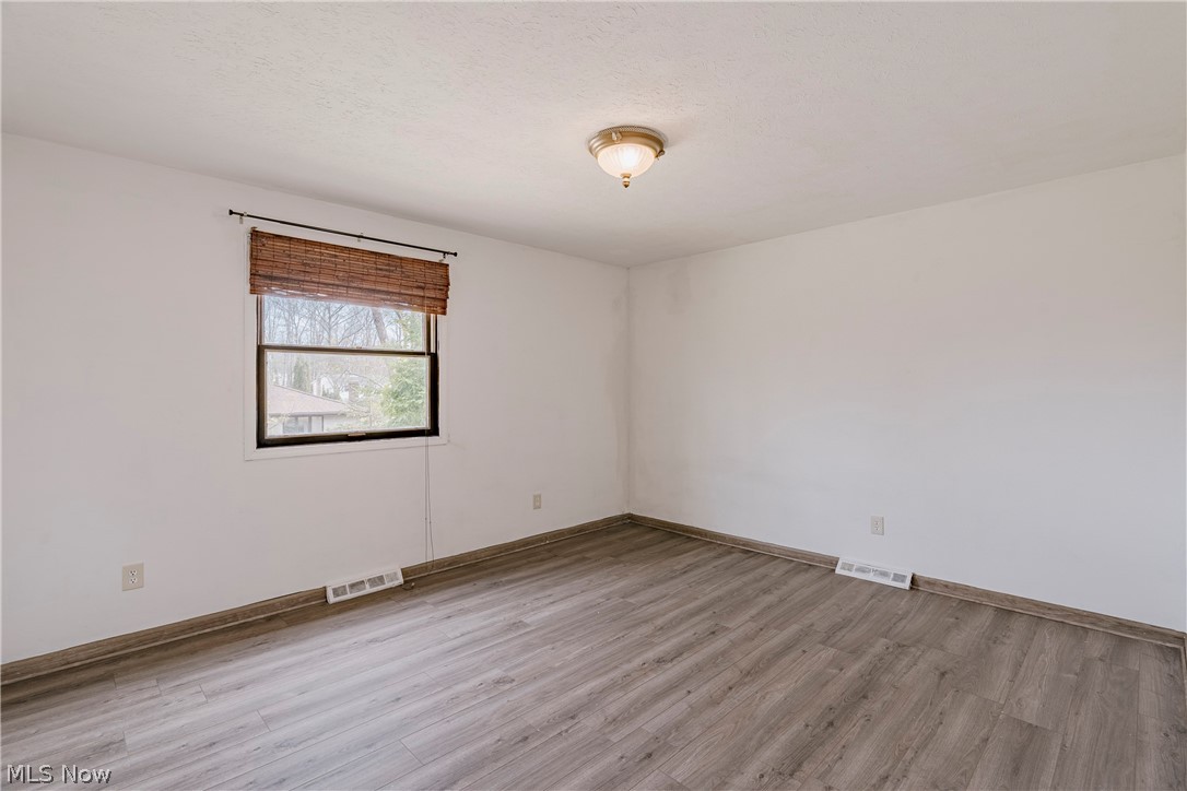 5880 Deepwood Trail Property Photo 22