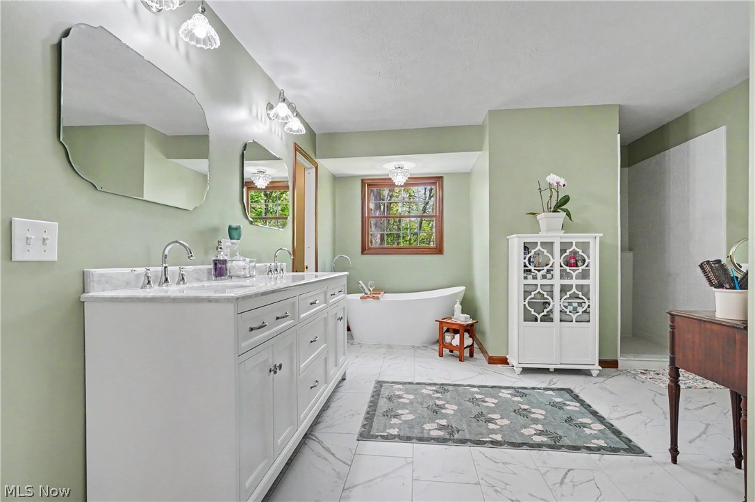 11003 Prouty Property Photo 4