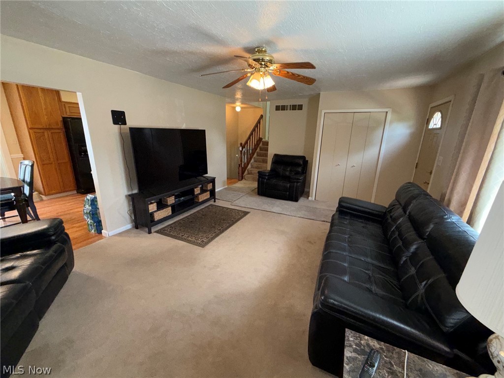 4828 New Road Property Photo 7