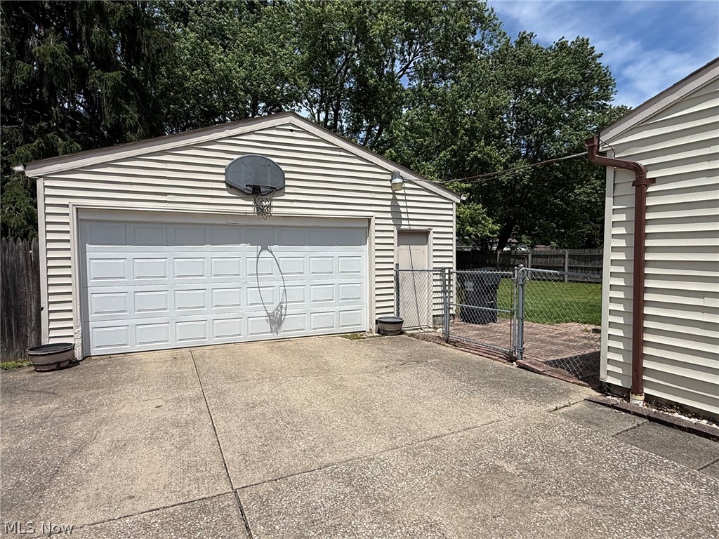 4828 New Road Property Photo 22
