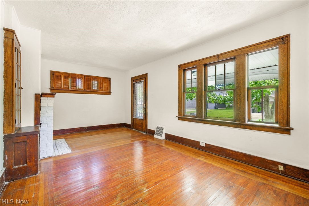 1390 Curtis Street Property Photo 6