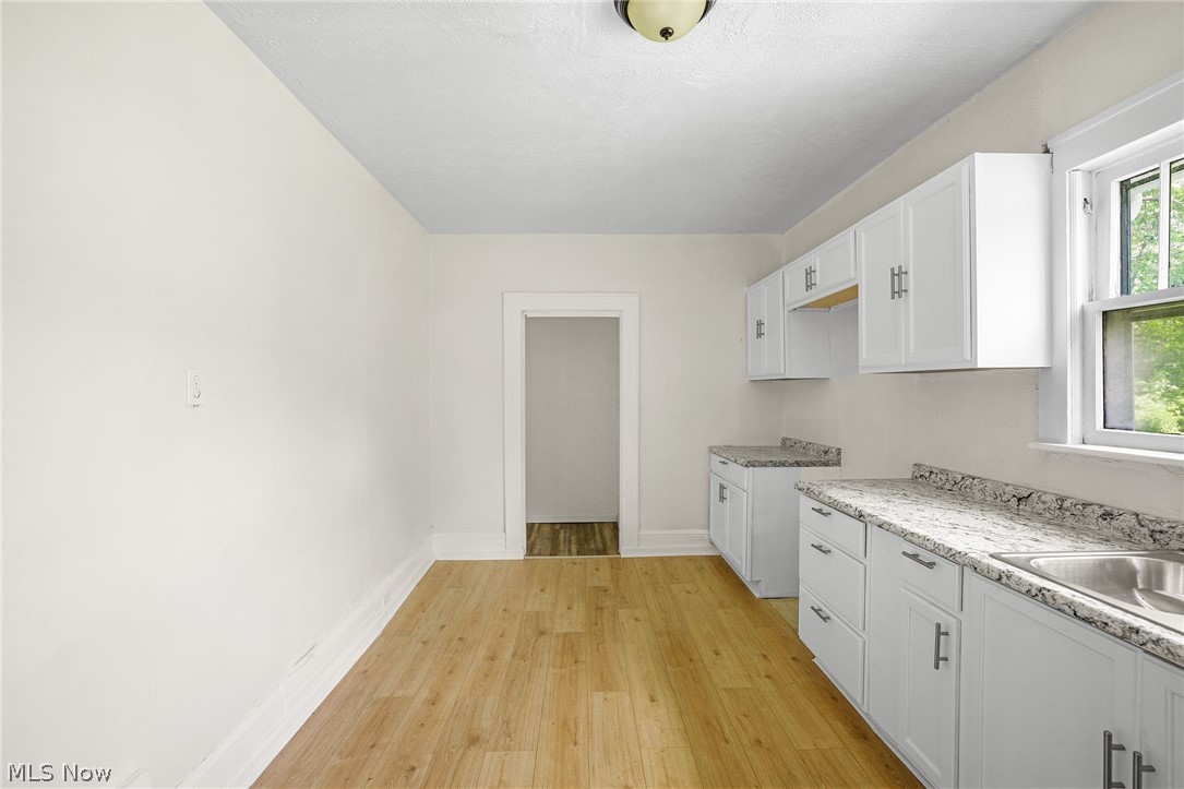 1390 Curtis Street Property Photo 14