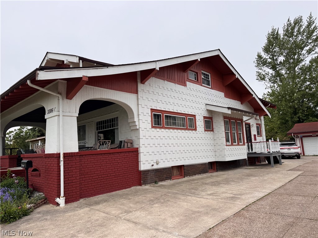3306 West Boulevard Property Photo 5
