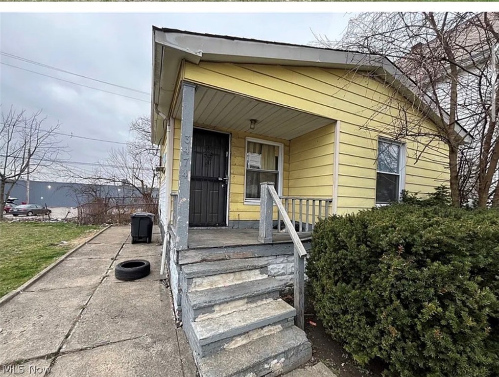 3474 E 145th Street Property Photo 1