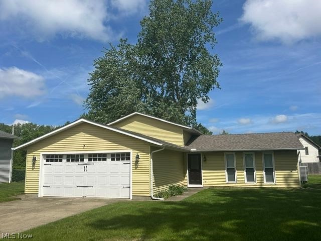 454 Oaknoll Drive Property Photo 1