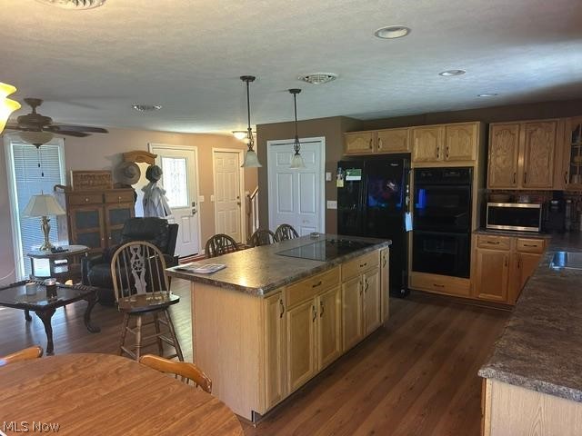 454 Oaknoll Drive Property Photo 6