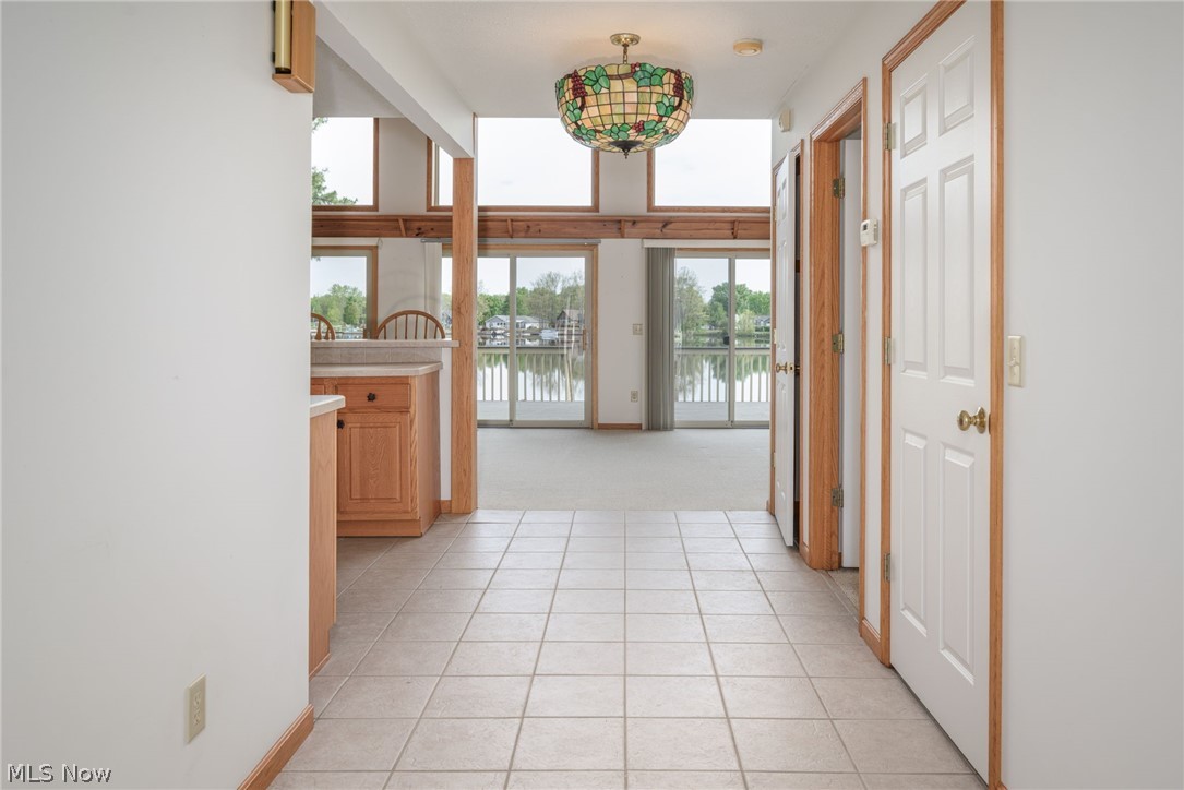 483 Owl Point Property Photo 5