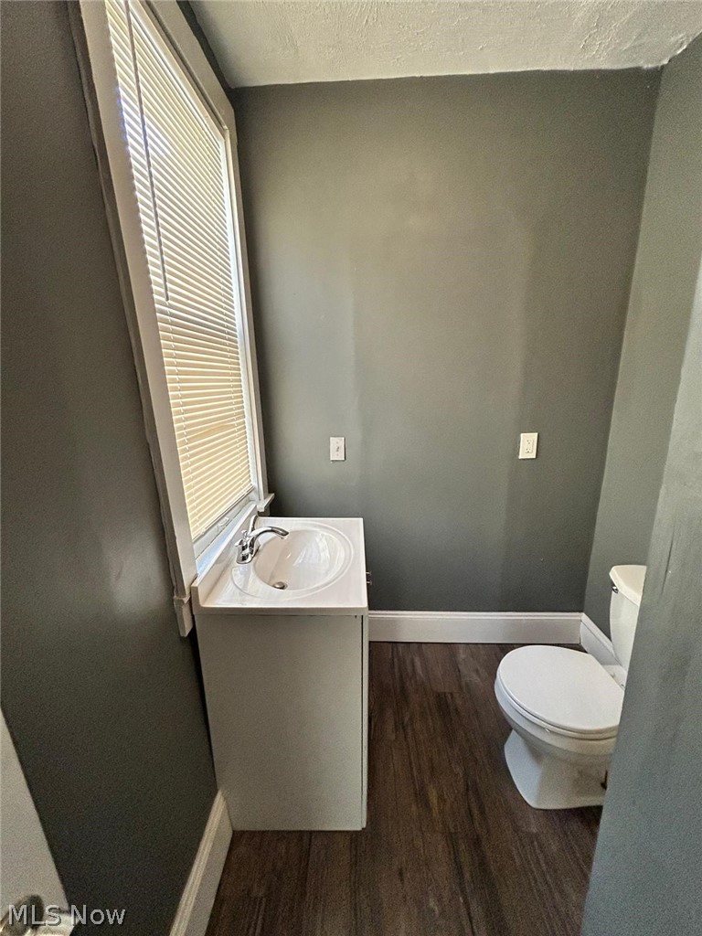 1130 E 68th Street 1 Property Photo 8