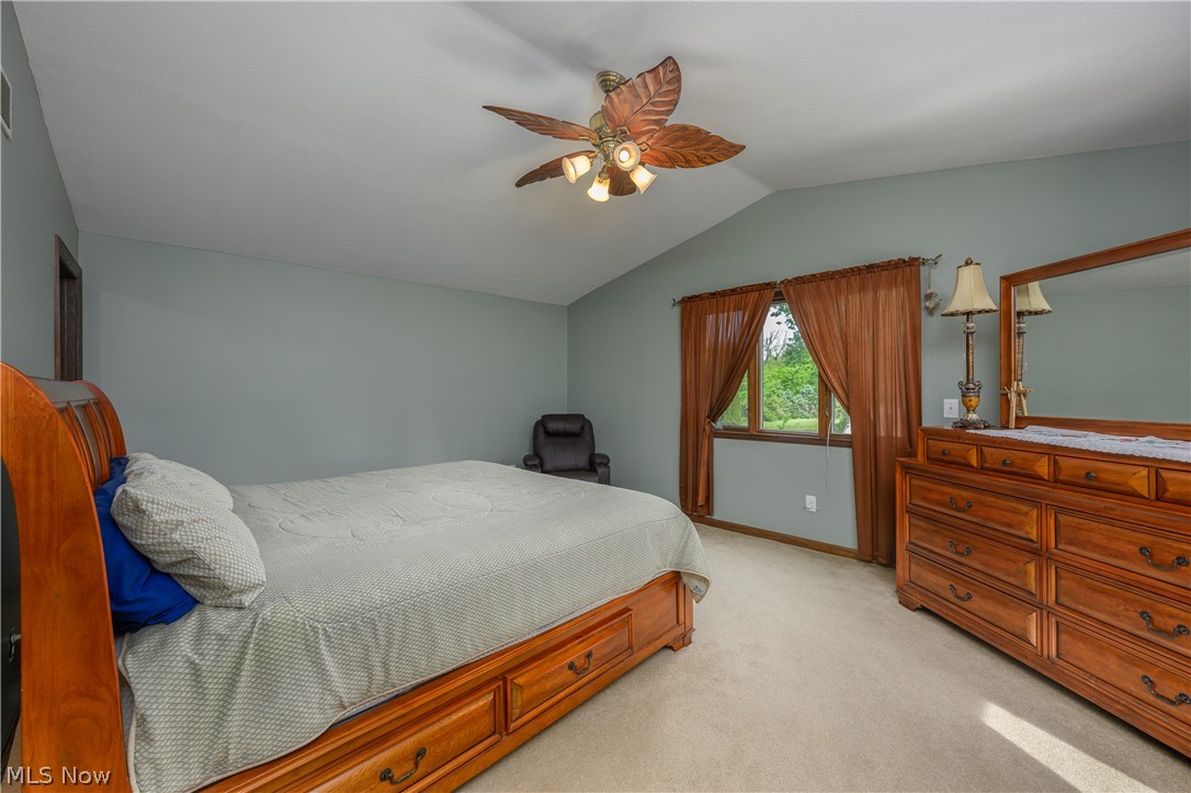 2677 Summit Road Property Photo 10