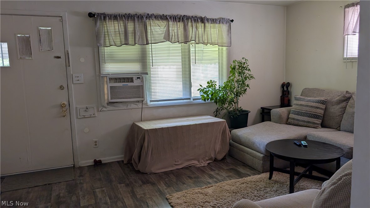 14909 Lotus Drive Property Photo 2