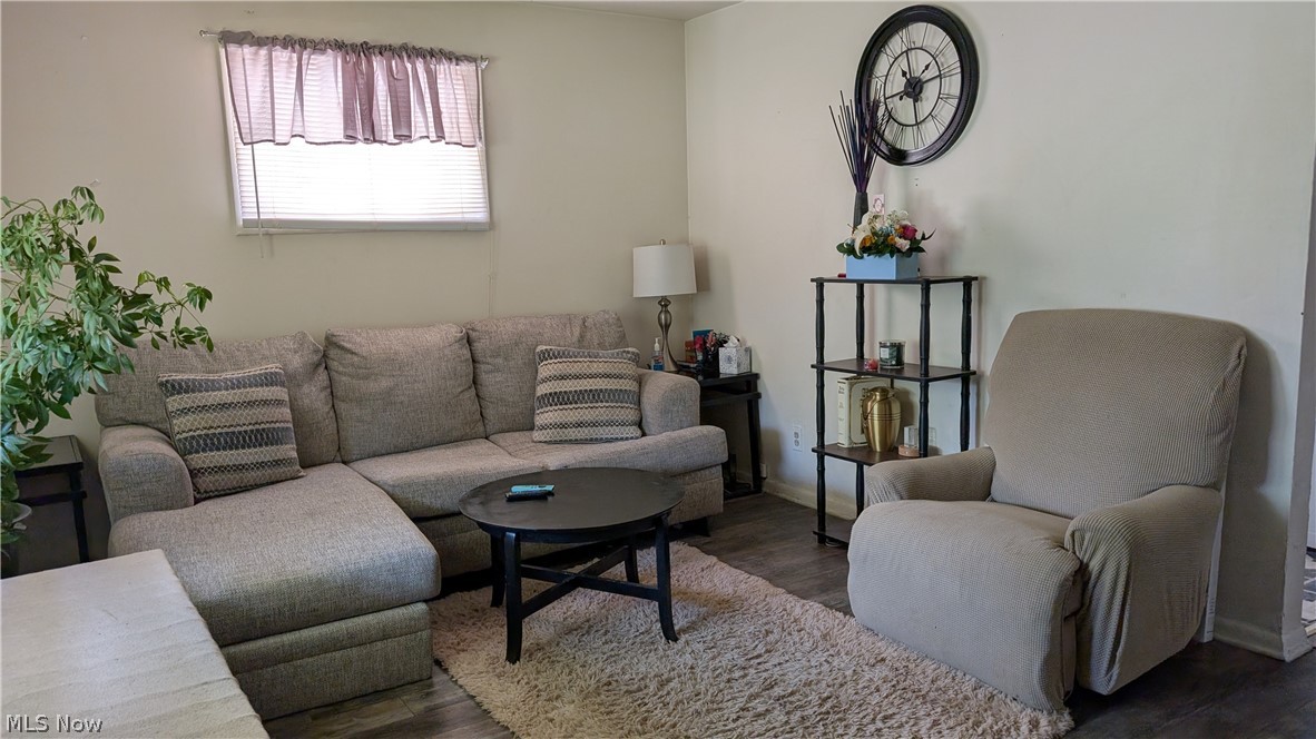 14909 Lotus Drive Property Photo 4