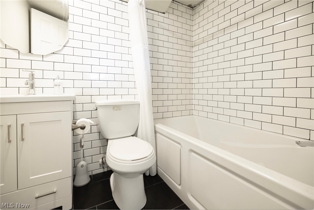 408 W Saint Clair Avenue 607 Property Photo 16
