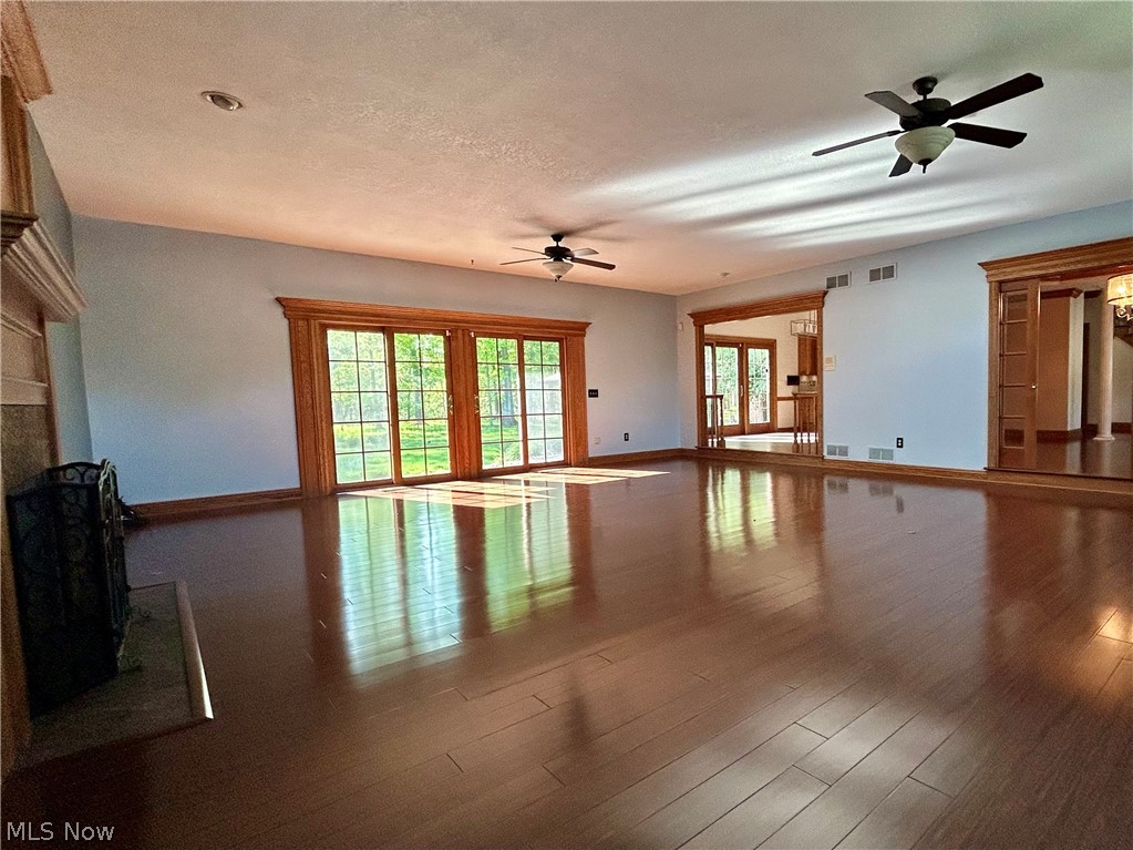 8536 Cherry Hill Place Property Photo 11