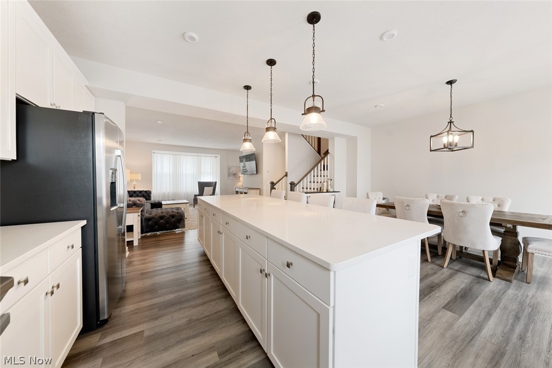 1423 Chateau Place Property Photo 8