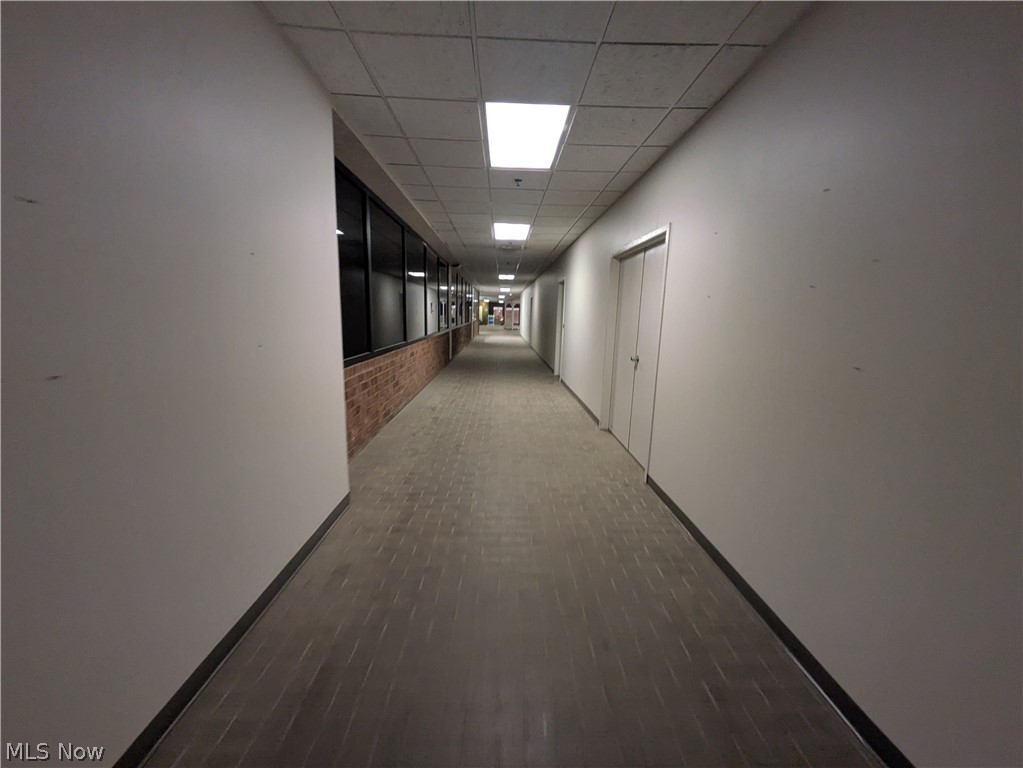 100 S Park Place Property Photo 11
