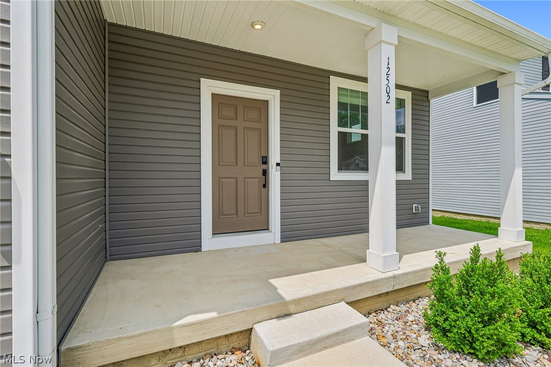 12502 Challenge Way Property Photo 4