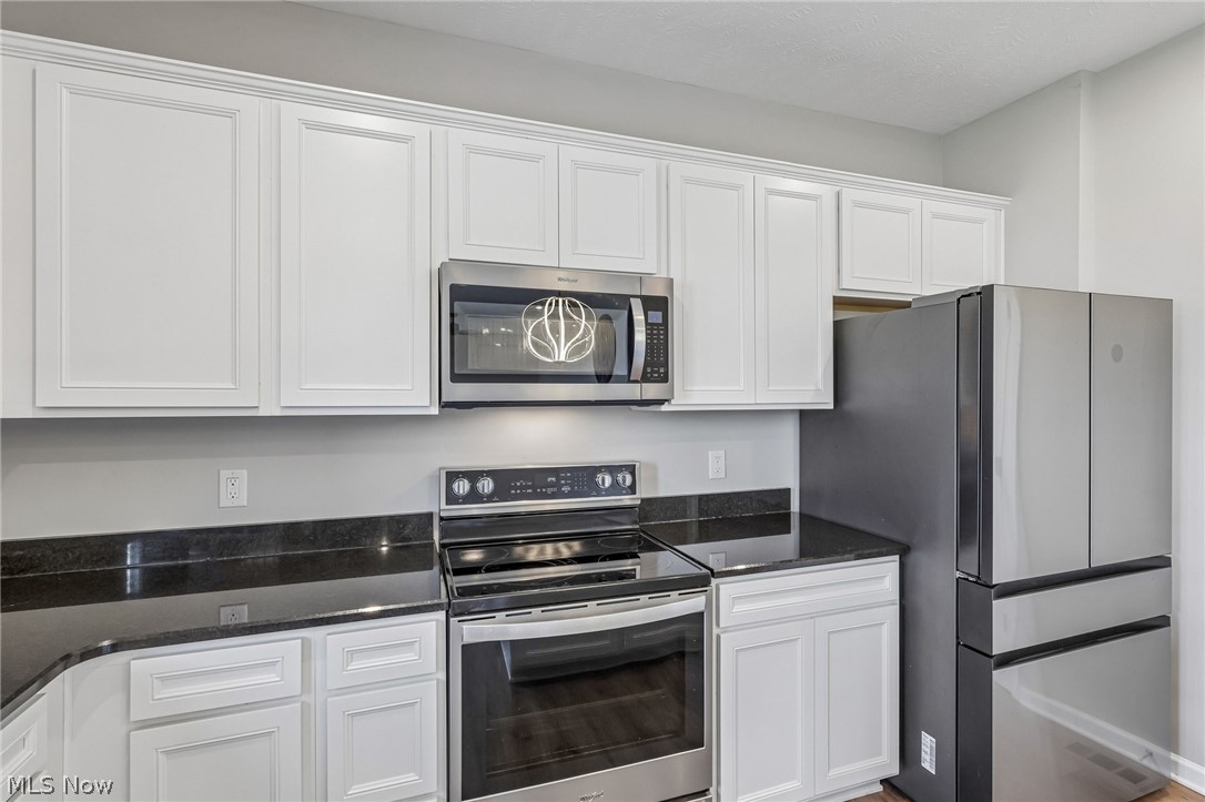 12502 Challenge Way Property Photo 8