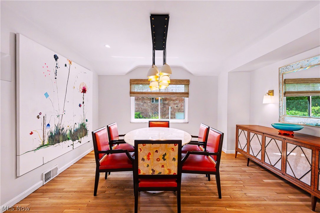 3300 Green Road Property Photo 14