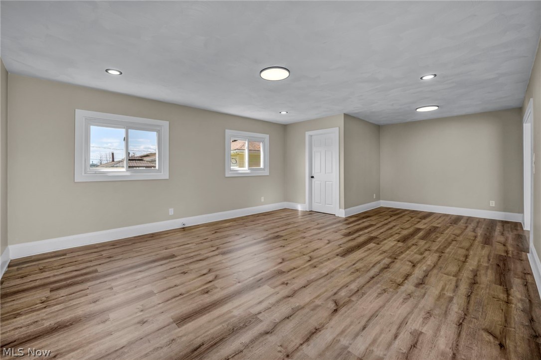 5863 Kimberly Drive Property Photo 14