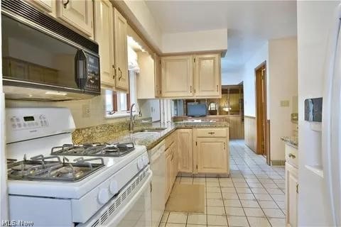 735 Brookfield Avenue Property Photo 9