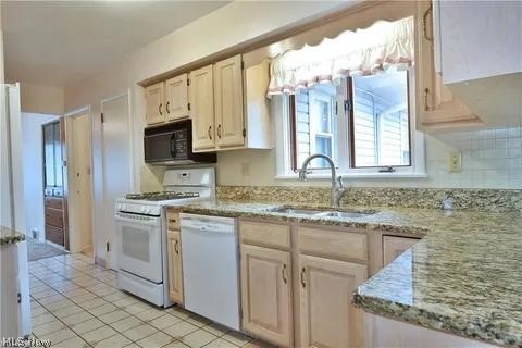 735 Brookfield Avenue Property Photo 10