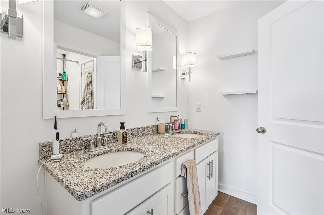 572 Auld Farm Circle Property Photo 17